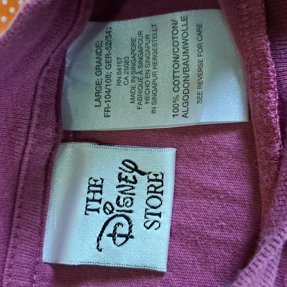 Disney store tshirt - Picture 5 of 5